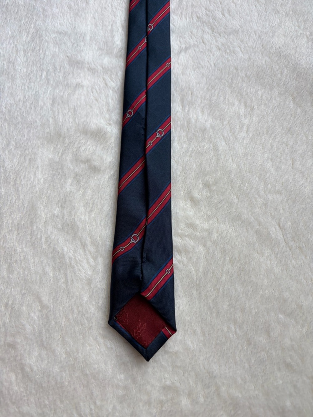 VINTAGE Gucci Men's Striped Tie Navy Red 100% Silk Horsebit Logo Classic - Picture 5 of 10